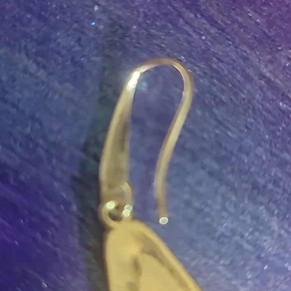 Long teardrop dangle earrings - Picture 2 of 3